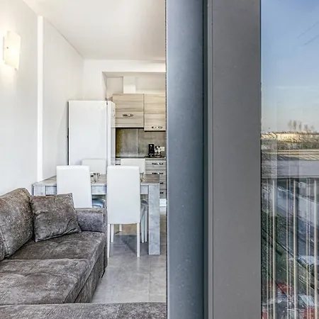 Apartment Giuliano Superior 3 4 Personas Empuriabrava